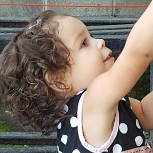 Meet your Posher, Adrienne